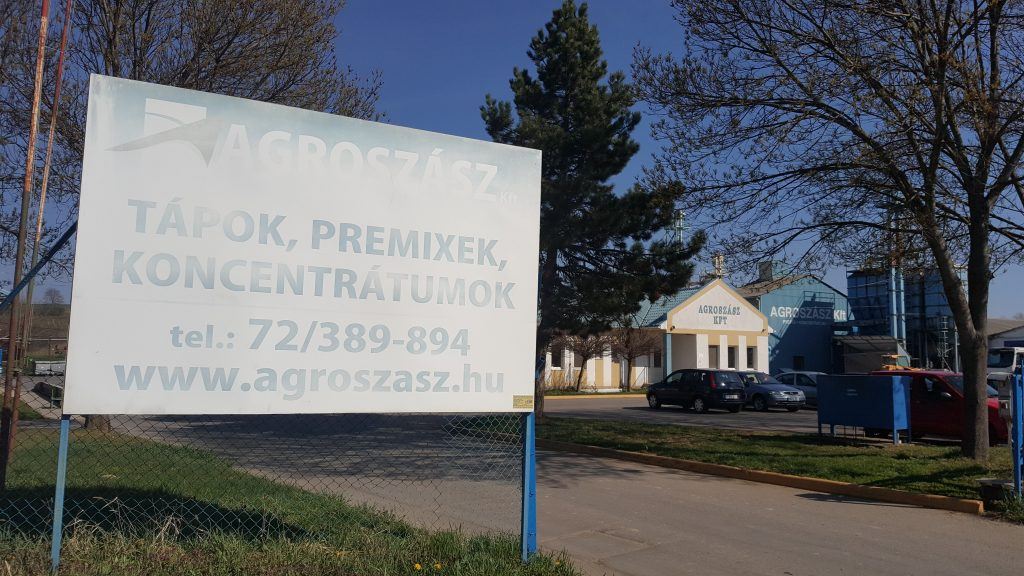 agroszasz_regi_tabla
